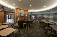 裏奇克萊斯特SpringHill Suites酒店 - 早餐