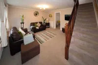 3-Bed Westhoughton | M61 | Driveway Parking - parking