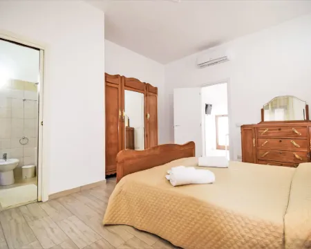 SinAgo Hotels in Lascari