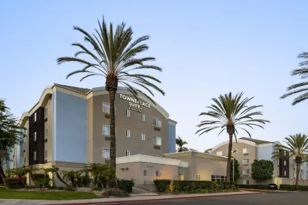 TownePlace Suites Anaheim Maingate Near Angel Stadium