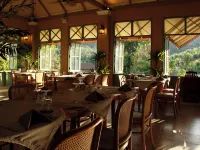 Lost Horizon Resort - Khao Sok Hotels in Phanom