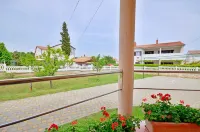 Apartments Bogetic
