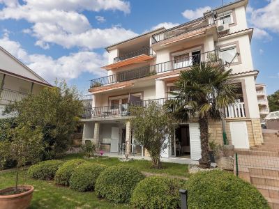 Apartments Karmen 1