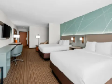 Comfort Suites Hotels in Lee County