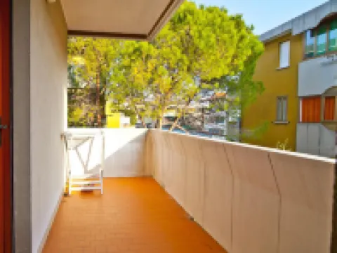 Sunny beachside apartment in Grado