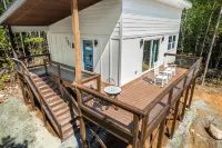 Two Tree Houses - Beehive & H20
