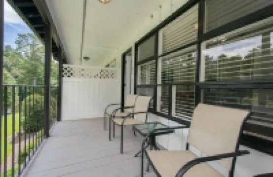 Lakeview 1BR Condo w Deck Walk to Village