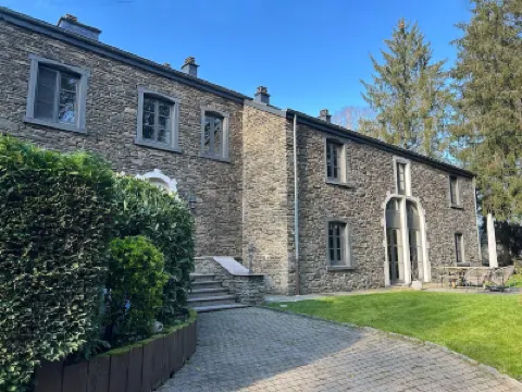 Gezellig Gerenoveerd Verblijf Cacele "La Croisette" in Prachtige Ardennen! Hotels in 