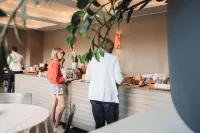 Albion Hotel - breakfast