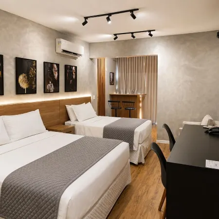 Garvey Park Hotel Отели рядом с достопримечательностью «Северное крыло»