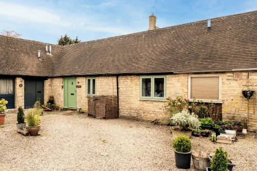Gorgeous 2 Bedroom Home in Cirencester - 3 stjerner