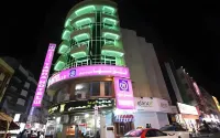 Tanha Hotel - 1 étoile