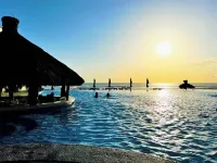 Laguna Shores- 4 Bed/4Bath Beachfront Condo