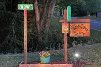 Hillside: Cosby 'Cozy Cove' Cabin w/ Hot Tub - Wifi