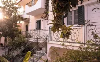 Chrisanthi Apartments
