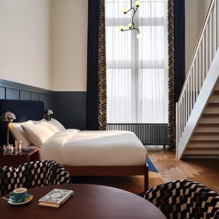 The Hoxton, Amsterdam Lloyd Отели рядом с достопримечательностью «Церковь Схеллингвуда»