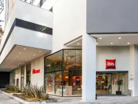 ibis BH Afonso Pena Savassi Hotels near Funcionarios