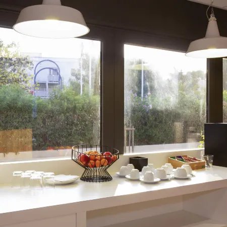 Ibis Montpellier Sud Отели рядом с достопримечательностью «Больница «Сен-Рош»»