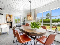 "Nantje" - 300m from the sea - 3-Star