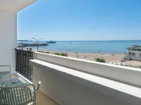 KYRIAD - ROYAN PLAGE فنادق في رويان