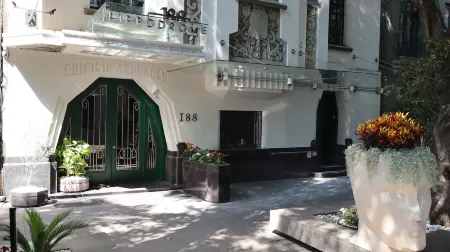 Hippodrome Hotel Condesa
