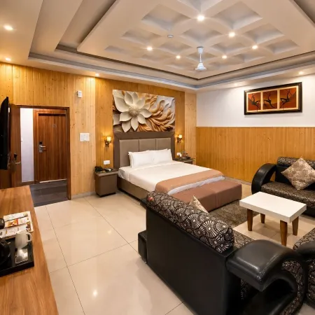 Shahanshahi Adventure Park & Wellness Resort