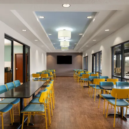 Garner Hotel PAGE - LAKE POWELL AREA by IHG