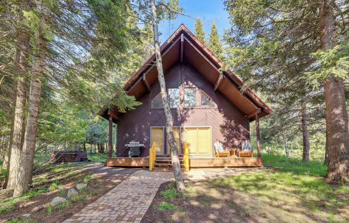 Beautiful McCall Cabin Perfect for Families!