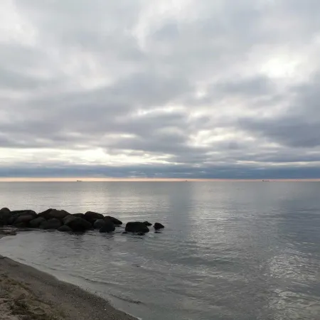 Tranquil Haven Near Beach
