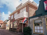 Hotel Oepkes Hotels in Terschelling