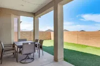 Suburban Santa Fe Home Near Main Street & I-25 - Wifi