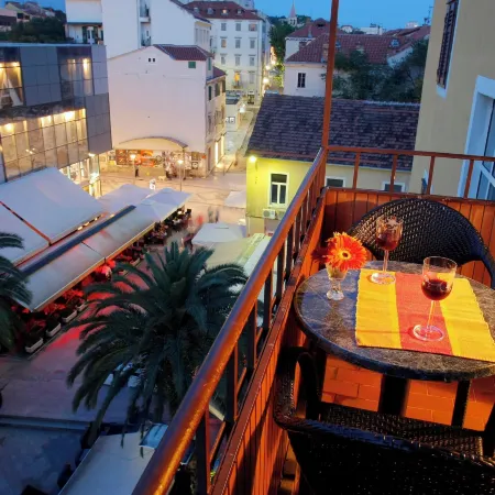 Lovely Apartments Marmont with Balconies in the Heart of Split