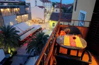 Lovely Apartments Marmont with Balconies in the Heart of Split - con vista montagne