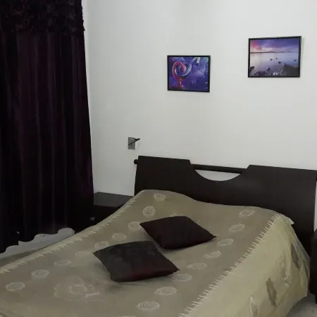 Spacious Very Modern Apartment Richly Furnished