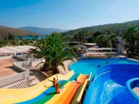 Green Bay Resort & Spa - Resort