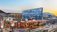 Live! by Loews - Arlington, TX - parking