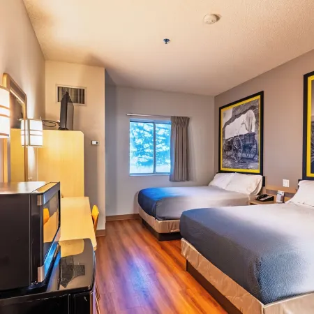 Super 8 by Wyndham Sidney NE