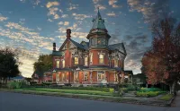The Empress of Little Rock - Homestays