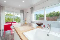 Villa by the Sea - in Full Relaxation - Air Conditioned - Wi-fi - 3-Star