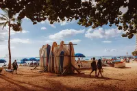 Royal Grove Waikiki - Beach
