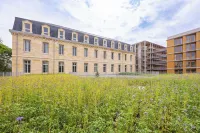 BABEL COMMUNITY Hôtel Bordeaux - 2-Star