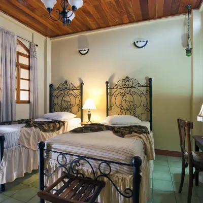 Hotel Casa San Francisco Hotels near Iglesia La Merced