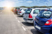 Holiday Inn Express DUNFERMLINE by IHG - parking