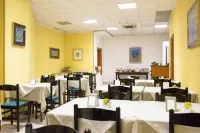 Hotel Leonardo - breakfast
