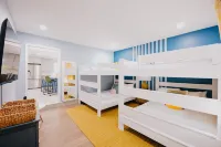 Sleeps 20 - Games - Basketball - Pool - Movie Room - Jacuzzi