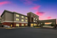 La Quinta Inn & Suites by Wyndham Knoxville West - 2-Sterne