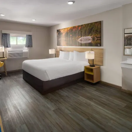 Days Inn by Wyndham Moosic