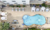 Hampton Inn & Suites Boerne - Pools