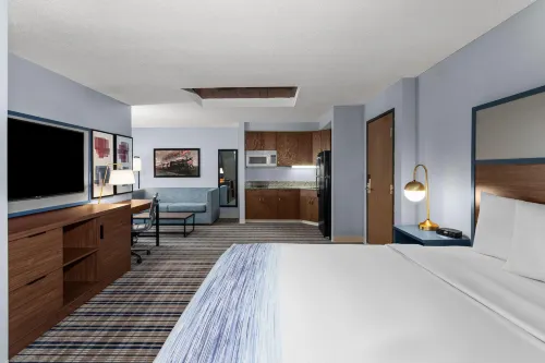 AmericInn by Wyndham Austin - Lemmikkieläimet sallittu