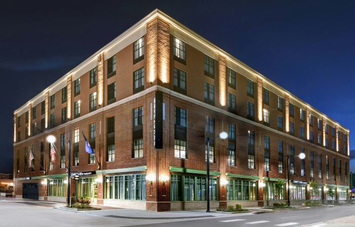 Courtyard Manhattan Aggieville